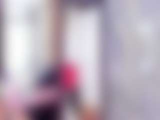 Laura Saenz's Live Sex Cam Show