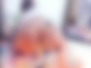 Live cam show with Laura Saenz - Twerk on infinitiblacc.com