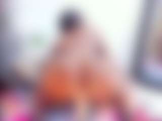 Live cam show with Laura Saenz - Ebony Big Ass on SinfulBabes