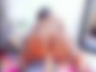 Laura Saenz's Live Sex Cam Show