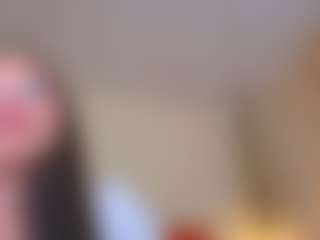 Live cam show with Caandace - Facial on TeamSkeetLive