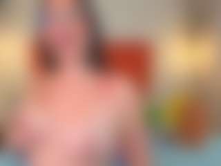 Live cam show with Caandace - Public on StripNow