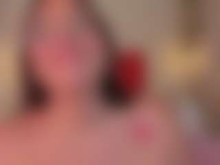 Live cam show with Caandace - Green Eyes on Camsoda