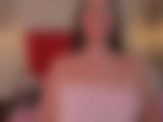 Live cam show with Caandace - Latex on Camming Site