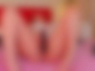 Live cam show with Caandace - Latex on madthumbs