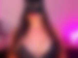Live cam show with Caandace - Curvy Teen (18+) on Camsoda