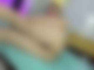 Dianamilf MILF webcam performer live streaming