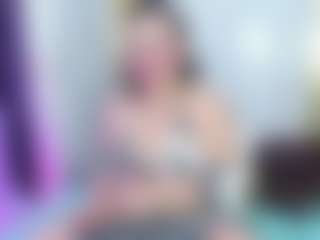 Dianamilf MILF webcam performer live streaming