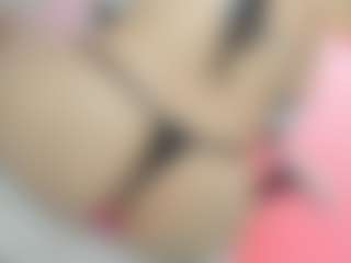 Live cam show with Dianamilf - Camel Toe on fapnchat
