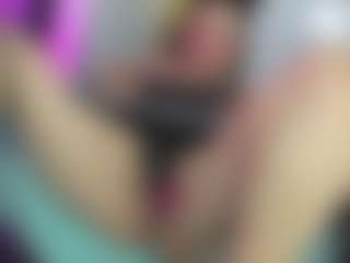 Live cam show with Dianamilf - Small Tits Mature on PervPlay.com