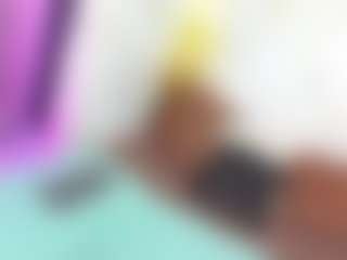 Live cam show with Dianamilf - Shaved Pussy MILF on sexytreat.net