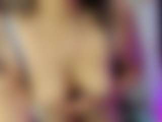 Dianamilf MILF webcam performer live streaming