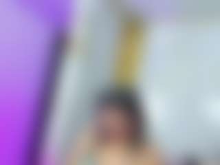Live cam show with Dianamilf - Public on CamSodaAdn
