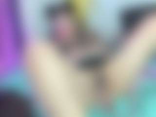 Live cam show with Dianamilf - Asian MILF on galaxygirlnitro.com