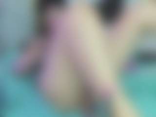 Live cam show with Dianamilf - Bedroom Asian on AdultVida.com