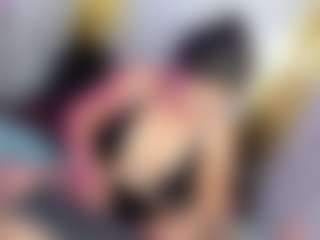 Live cam show with Dianamilf - Granny on googirlz