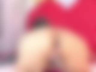 Live cam show with Dianamilf - Camel Toe on CSO-WL
