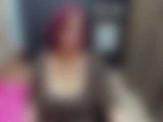 Live cam show with EllenHope - Granny on SxyPornLive