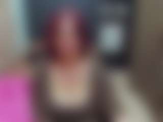 Live cam show with EllenHope - Granny on xDating