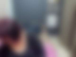 Live cam show with EllenHope - Granny on Hubzter Live
