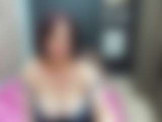 Live cam show with EllenHope - Granny on Mixed Magazine Live