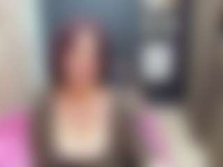 Live cam show with EllenHope - Red Hair Granny on Big Tits