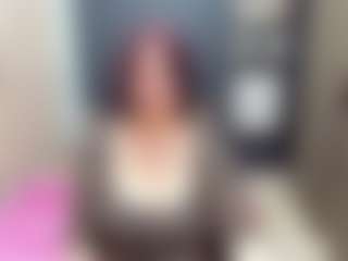 Live cam show with EllenHope - Red Hair Granny on TeamSkeetLive
