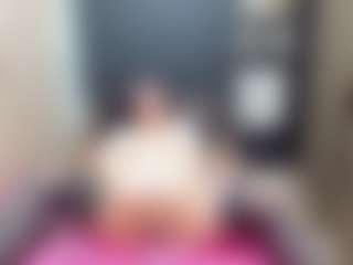Live cam show with EllenHope - Red Hair Granny on Milf Play