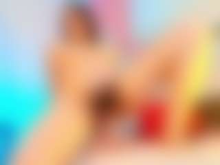 Live cam show with Moxa - Mature on Camming Site
