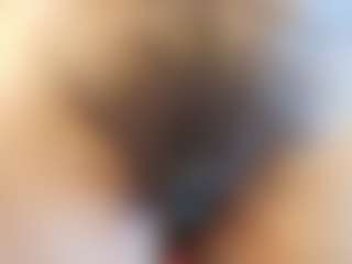 Live cam show with Moxa - Granny on Mixed Magazine Live
