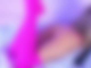 BrianaLovs's Live Sex Cam Show