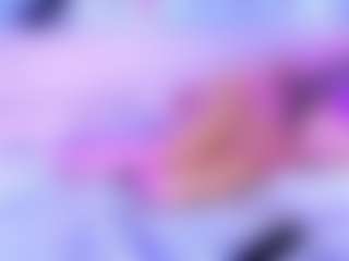 Live cam show with BrianaLovs - Fingering on Gym Cam Girls