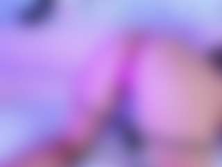 BrianaLovs's Live Sex Cam Show