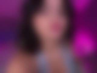 Live cam show with DaenerysDaen - Dom on 1on1-livenow