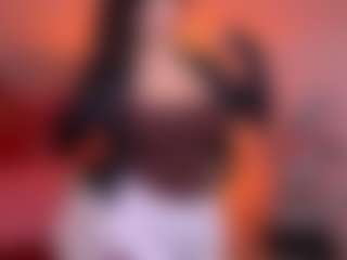Live cam show with DaenerysDaen - Dom on justonemore.cc