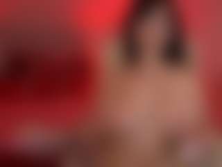 Live cam show with DaenerysDaen - Dom on Hubzter Live