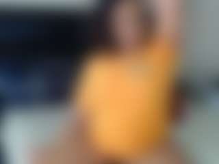 Live cam show with QueenNicky1 - Bedroom MILF on Mixed Magazine Live