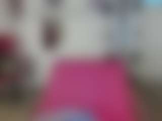 Live cam show with ANTONELLAKLING - Facial Piercings on sexylive.show