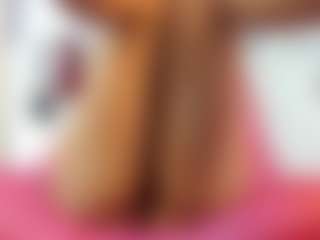Live cam show with ANTONELLAKLING - Average on Dare Cams