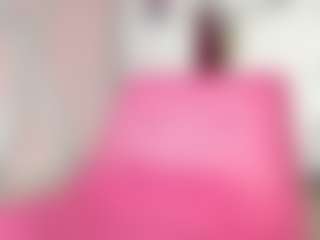 Live cam show with ANTONELLAKLING - Hairy Pussy on Gym Cam Girls