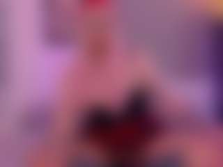 sky-taylorr's Live Sex Cam Show