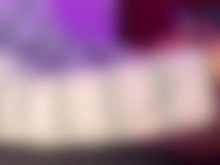 Live cam show with sky-taylorr - English on Camsoda