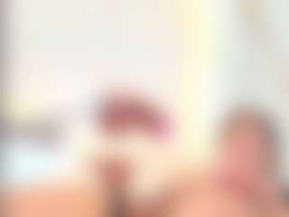 Live cam show with Antonella - Oil on Camsoda
