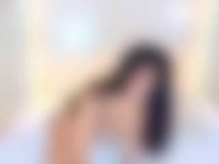 Live cam show with Antonella - Public on live18s.com