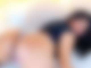 Live cam show with Antonella - Fuck Machine on Camsoda
