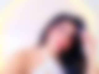 Live cam show with Antonella - Oil on Camming Site