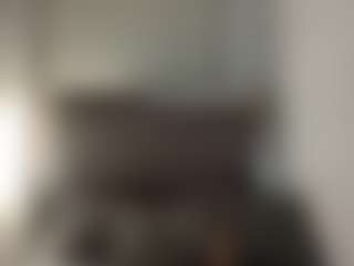 Live cam show with Sweet Stufff - Outside on Soda Cam
