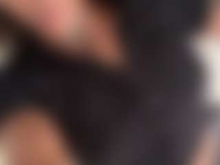 BellaSky's Live Sex Cam Show