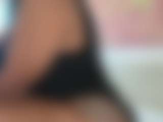 BellaSky's Live Sex Cam Show