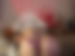 Live cam show with JEANNE - Moaning on Camsoda